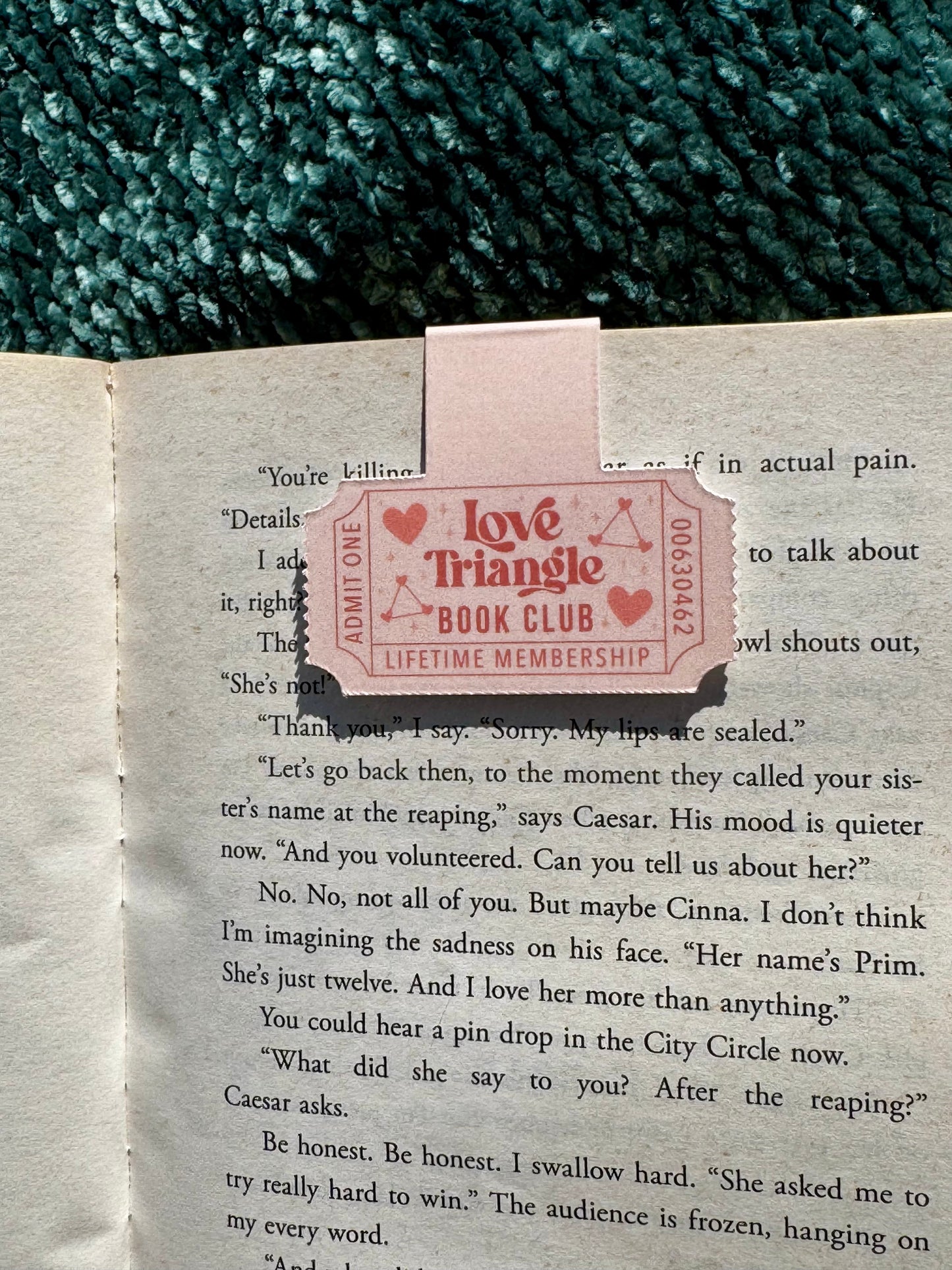 Book Tropes Book Club - Magnetic Bookmark