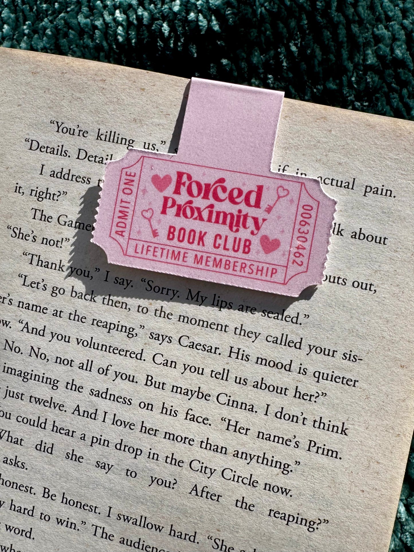 Book Tropes Book Club - Magnetic Bookmark